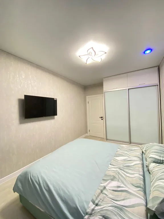 Уютная евротрёшка в новостройке с закрытым двором на пульте