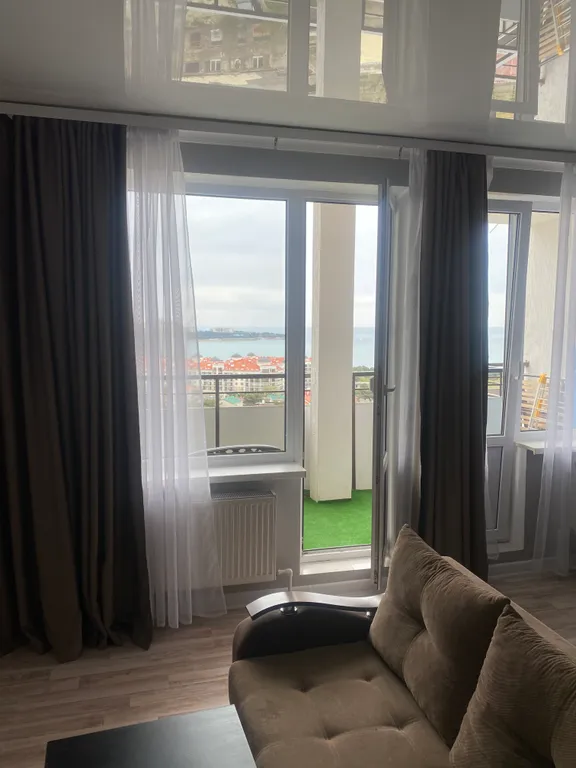 Квартира Квартира Просторная студия с видом на море — Геленджик