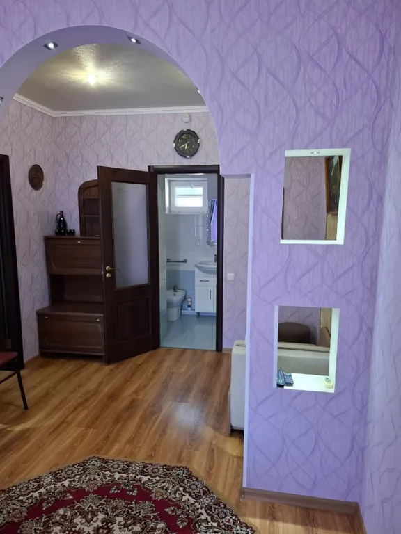 Квартира Апартаменты с кухней и балконом — уютный отдых — аренда посуточно в Заозёрное