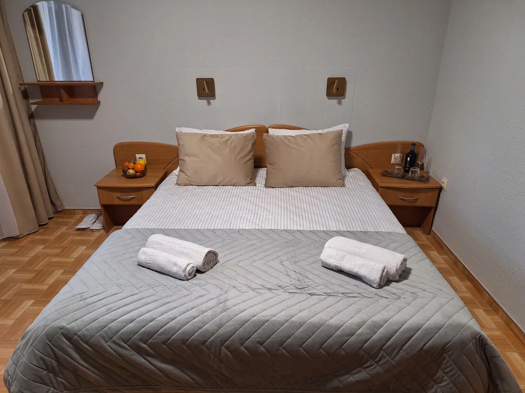 Квартира Квартира Небо-трёхместный комфортный номер с кроватями twin/dbl, диван — Геленджик