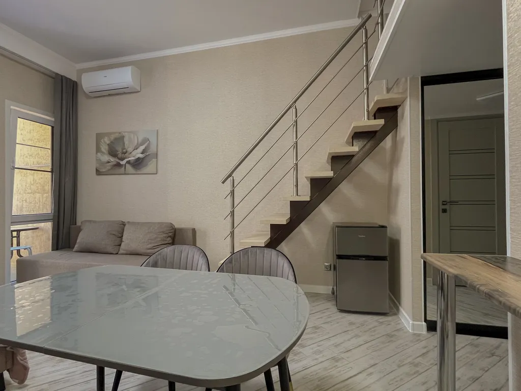 Квартира Квартира Двухуровневая студия в ЖК «Грин Сейл Парк» — Сириус