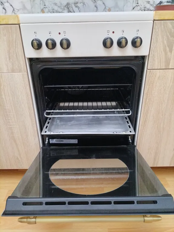 2-комнатная квартира только после ремонта в 20 мин. Пешком от метро