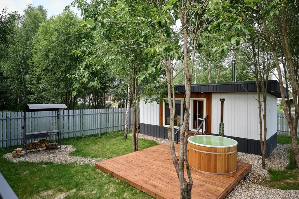 Медовый - дом с баней и чаном