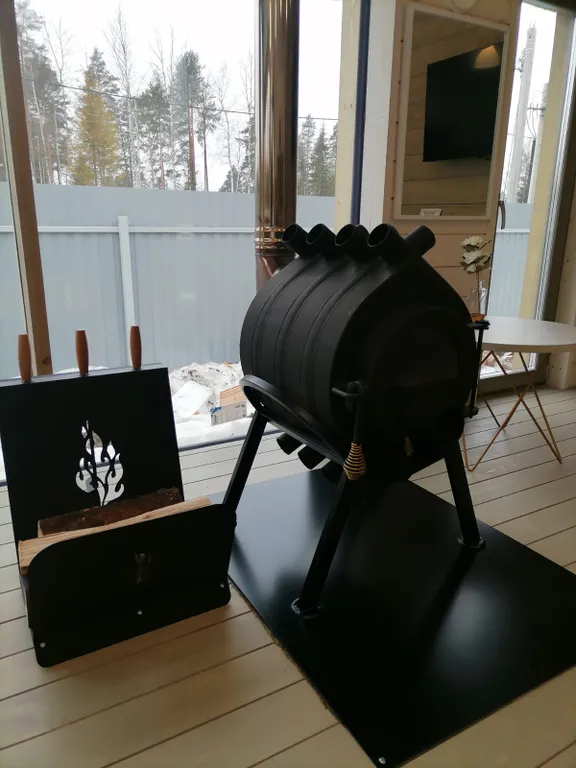 Уютный дом с печью-камином