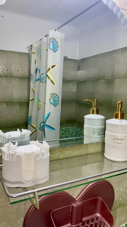 Квартира для хороших людей)