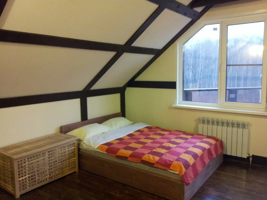 8-комнатный Дом