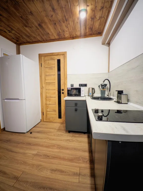 4-комнатный Дом