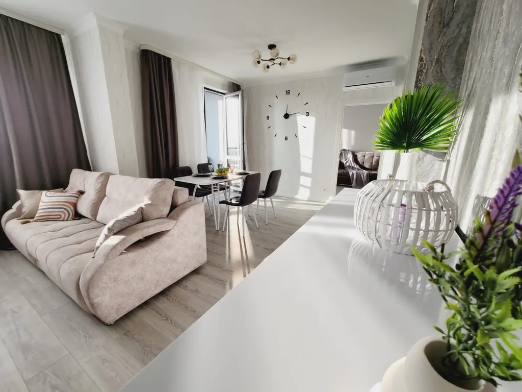 Большая квартира с видом на Волгу — аренда посуточно в Ульяновск