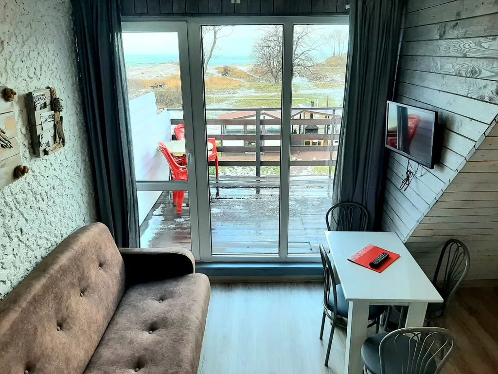 Двухуровневая квартира-студио с видом на море