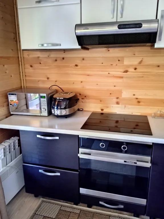 Дом для семьи с детьми с видом на озеро и горы