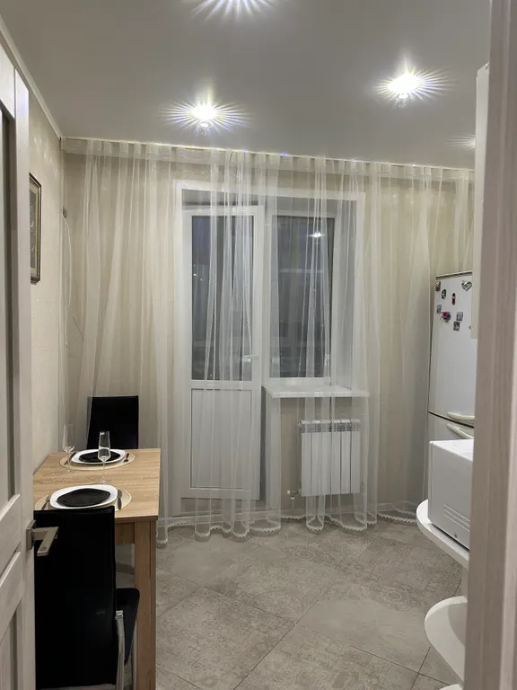 Уютная квартира в новом районе центра города, Вид на парк