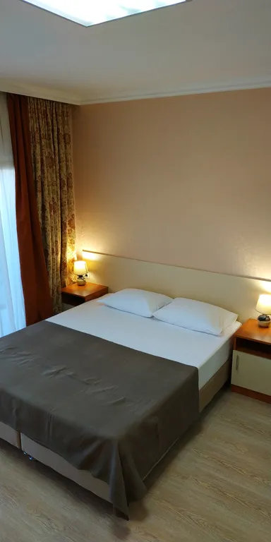 Судия в 600 метрах от моря в центре Адлера