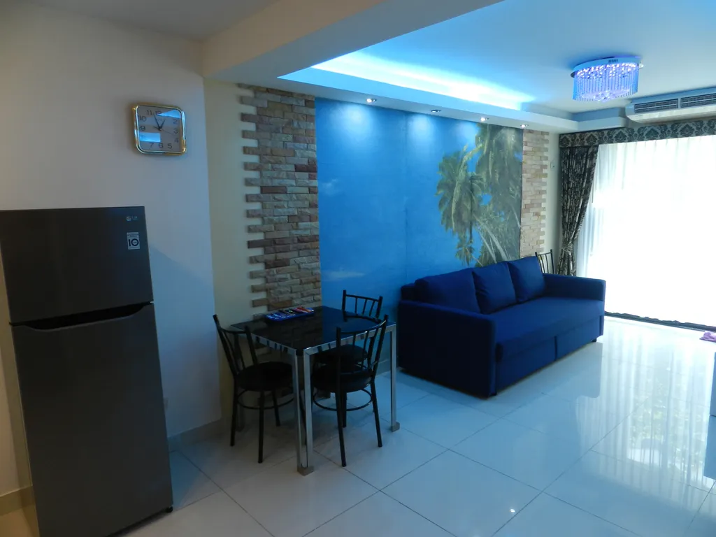 Апартамент с боковым видом на море