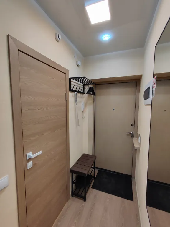 Современная квартира - студия с видом на новый мост