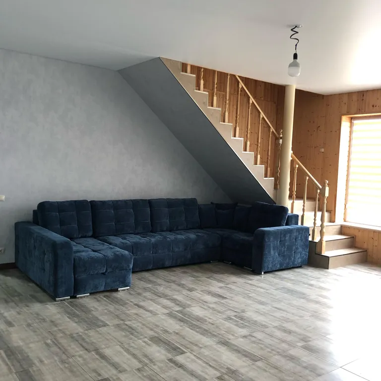 Уютный большой дом возле моря