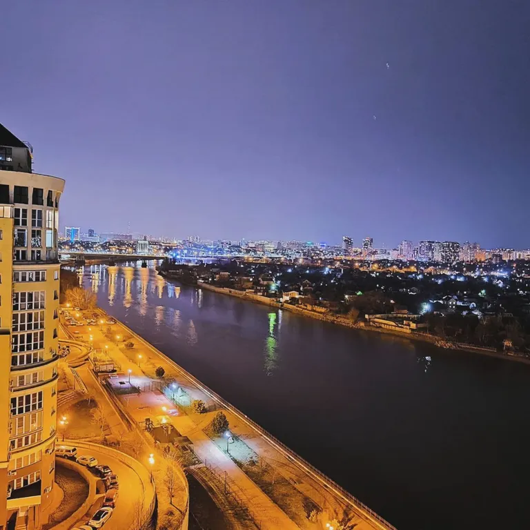 Квартира Квартира Дизайнерский апартамент с видом на Кубань — Краснодар