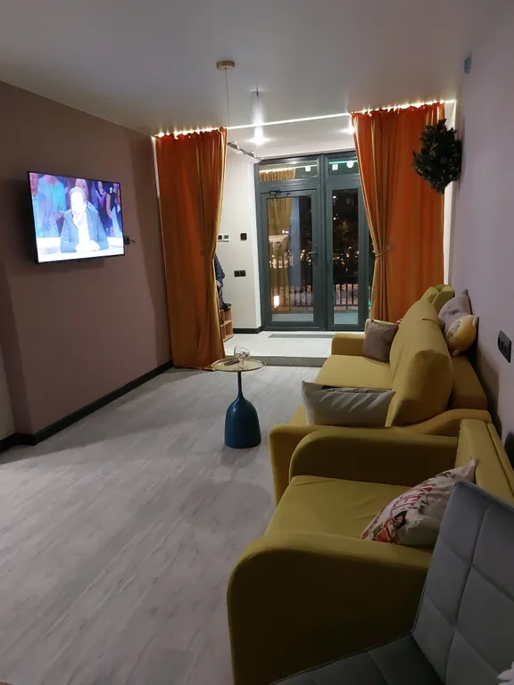 Luxe-76, своя терраса и вход, джакузи, проектор, ТВ-Алиса, 2 санузла