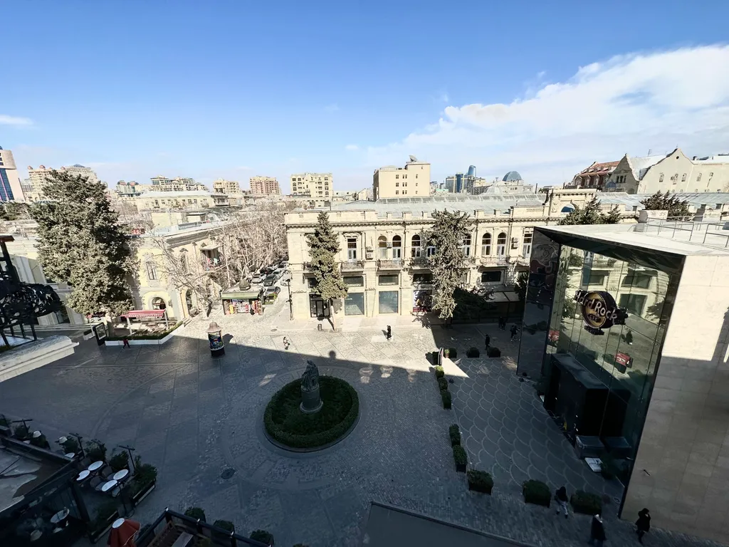 F1 Hard Rock City Center Apartment