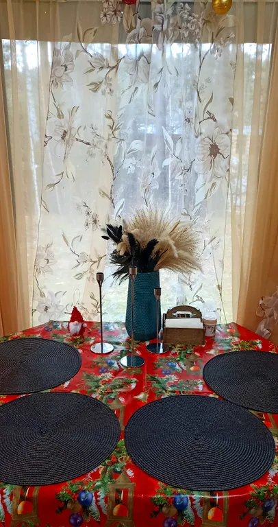 Домик с чаном в лесу