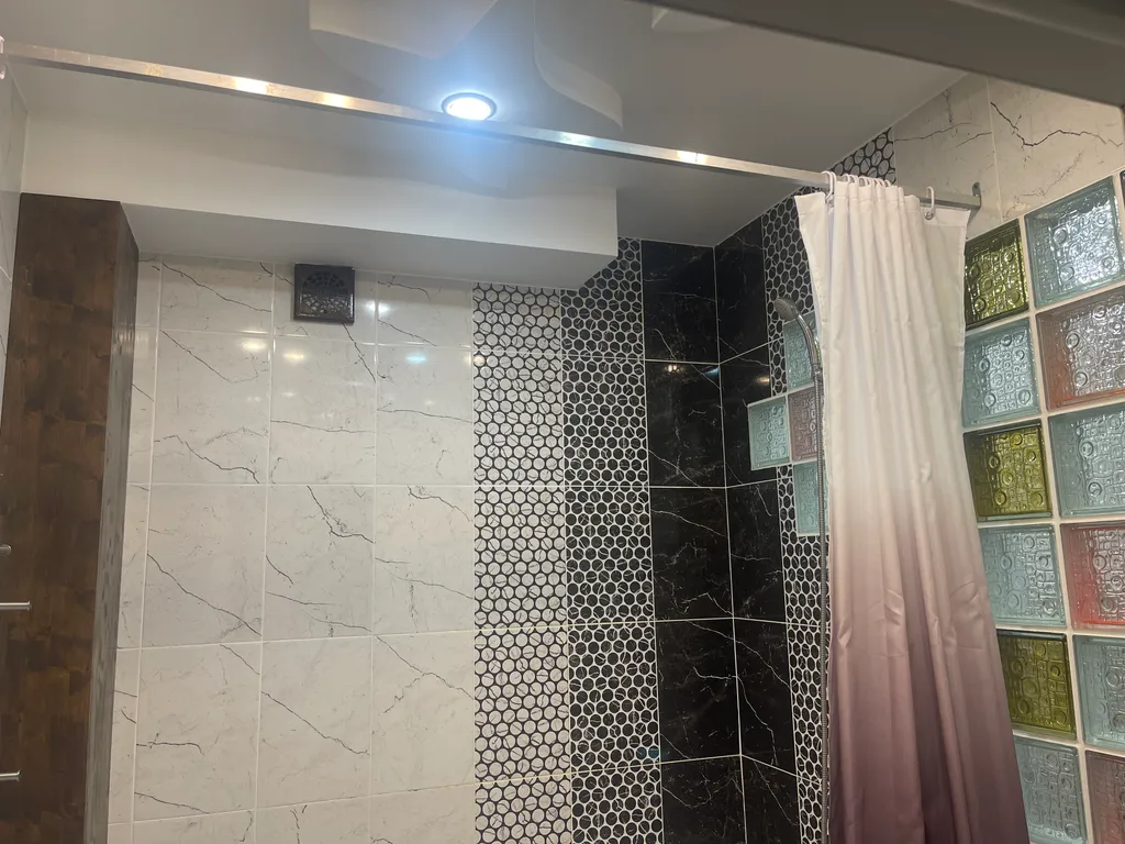 Очень хорошая квартира, Ленинский район, парковка