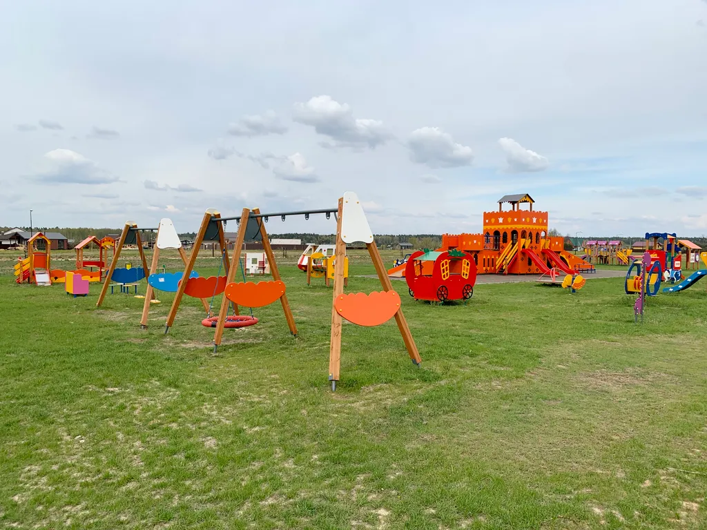 Новый дизайнерский дом с сауной и чаном