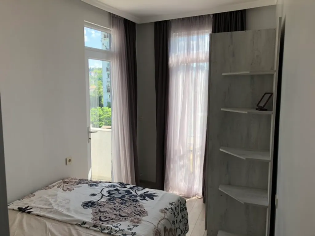 Квартира у моря с видом на горы