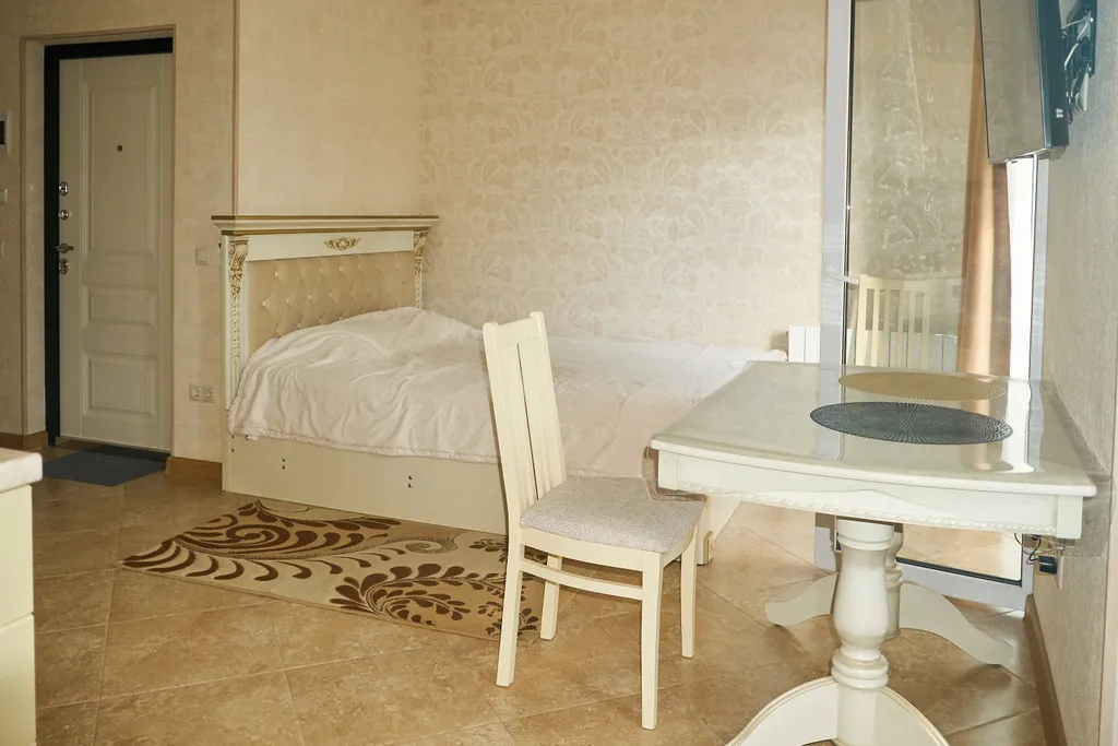 Роскошная студия у моря в самом центре