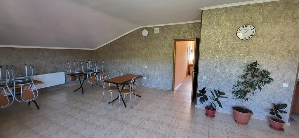 "Номер улучшенный с видом на горы"