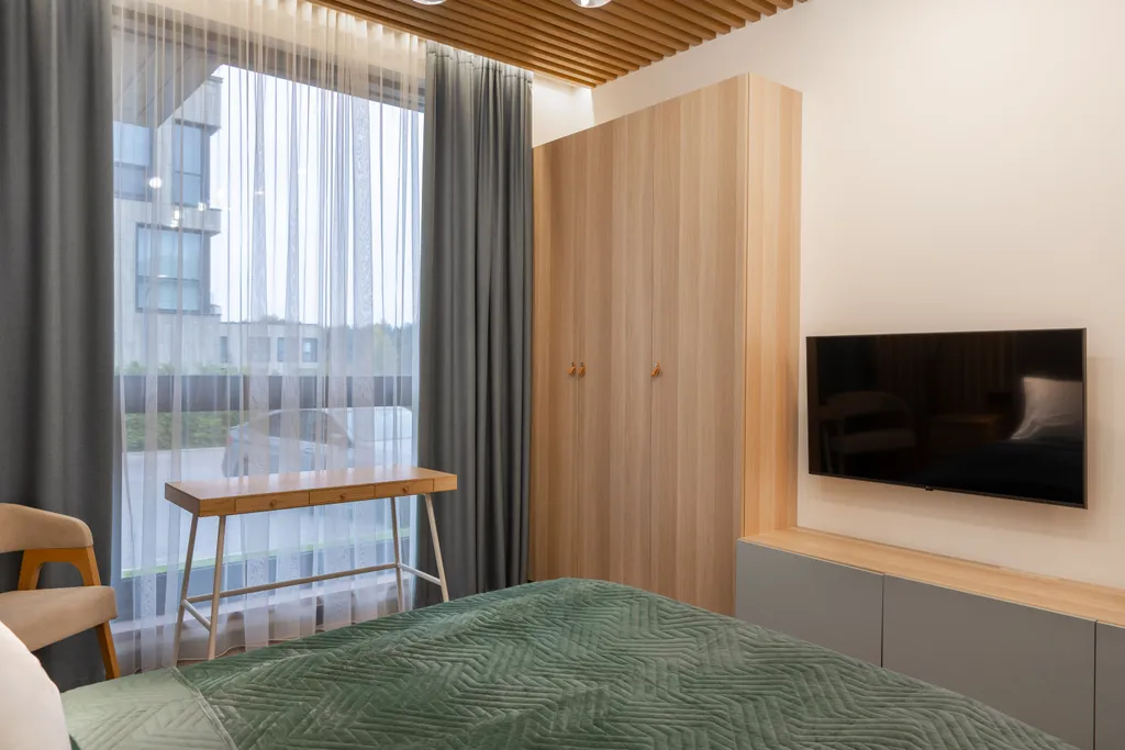 Дизайнерские апартаменты Охта КраСКИ Green