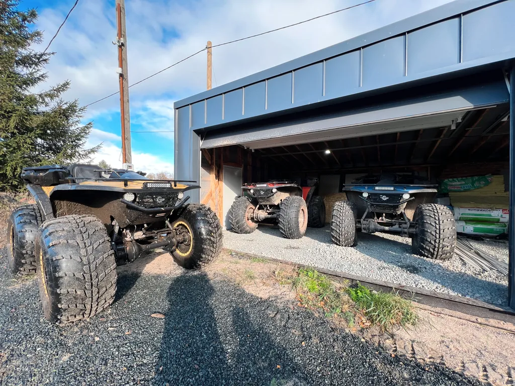 Уютный и стильный коттедж на берегу озера