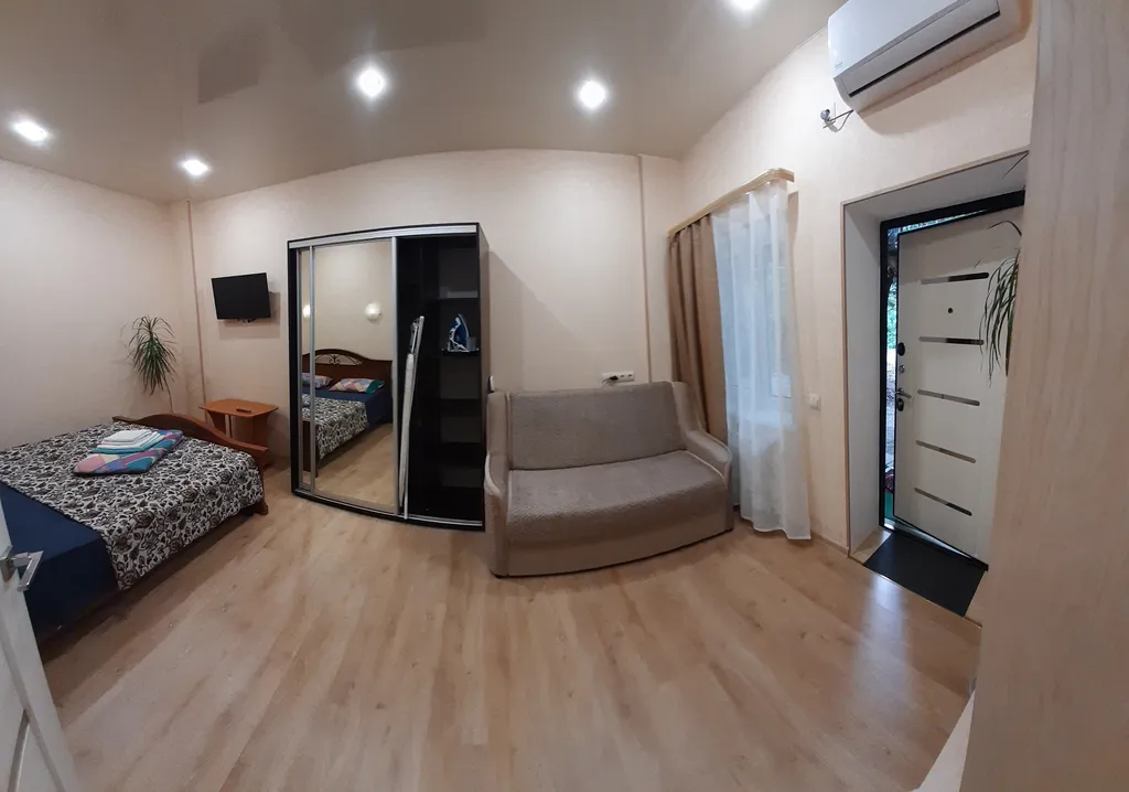 Коттедж с парковкой в 5 минутах от моря