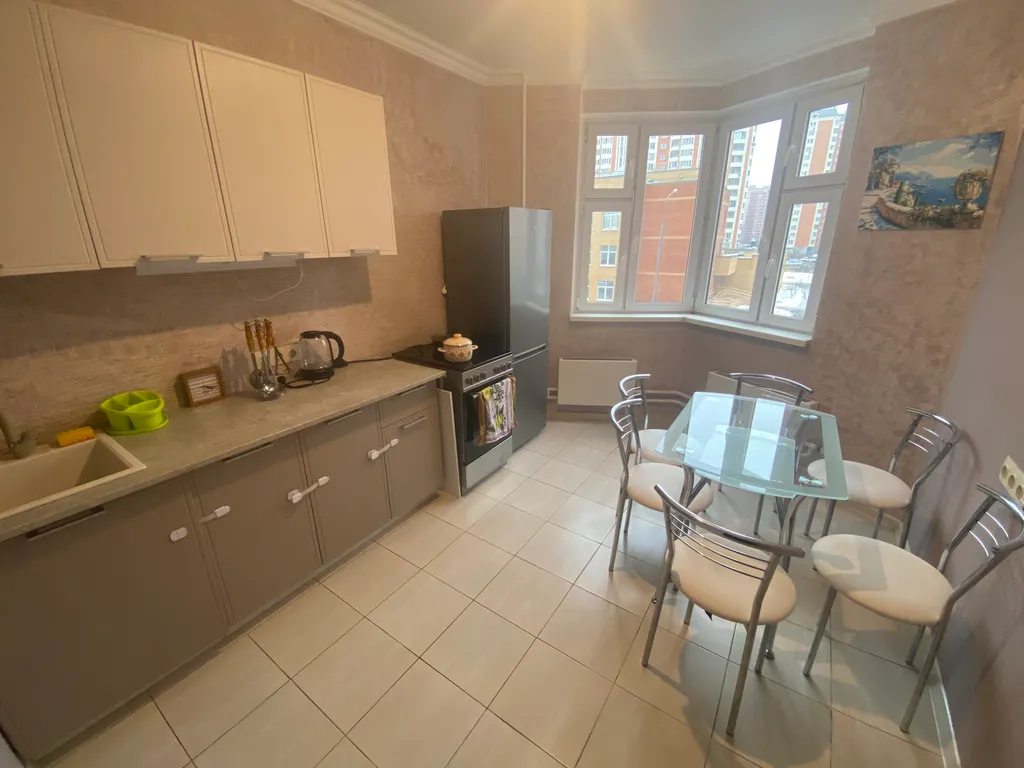 Двухкомнатная квартира на Авиаторов