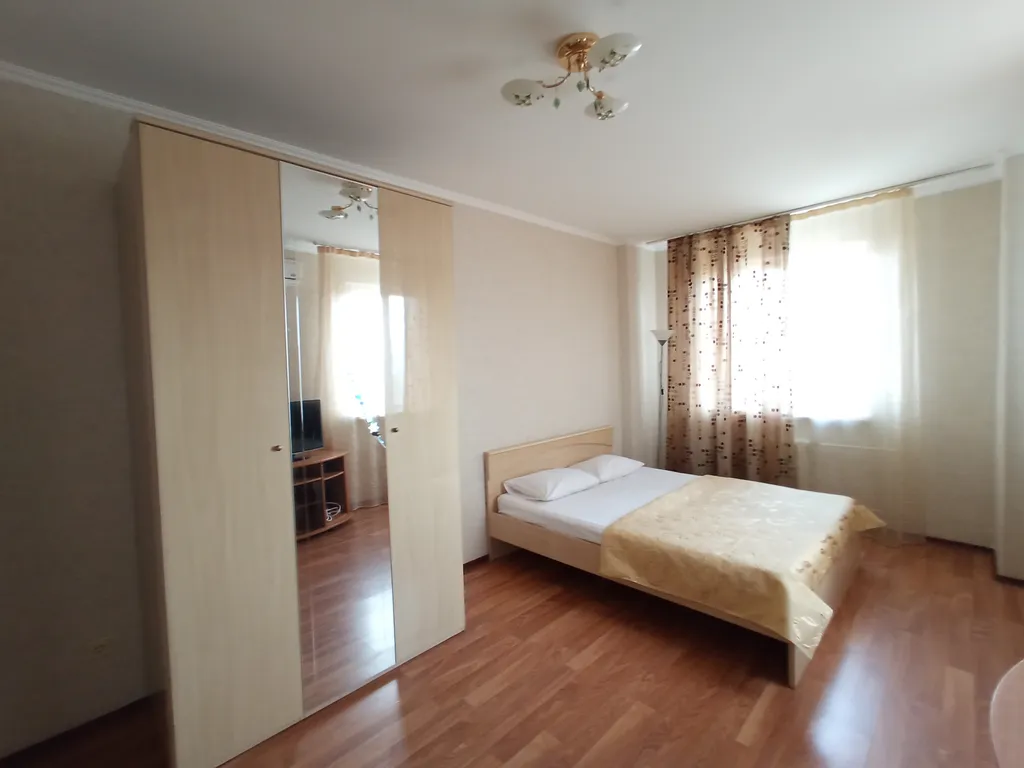 Квартира Квартира Центр,для некурящих,с детьми(мож заочникам)в 2 километрах от набережн. — Самара