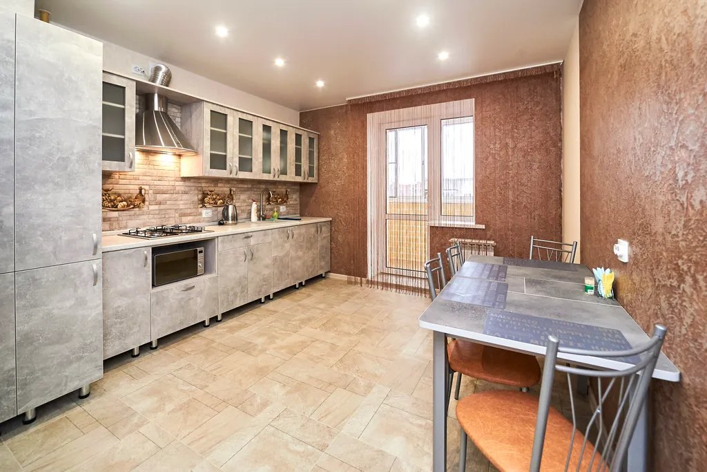 Новые апартаменты рядом с Дворцом Спорта