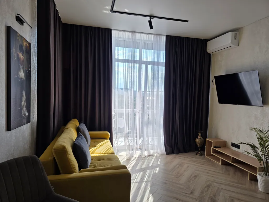 Новая, уютная квартира с красивым видом на горы и город