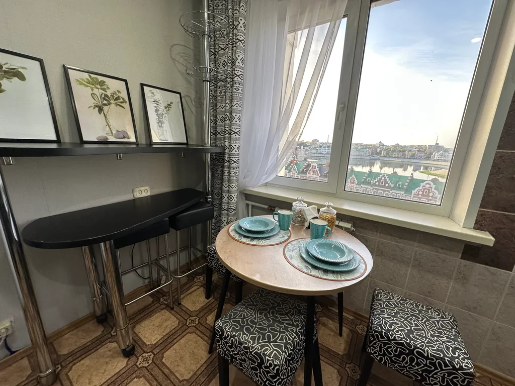 Двухкомнатная квартира с шикарным видом на набережную