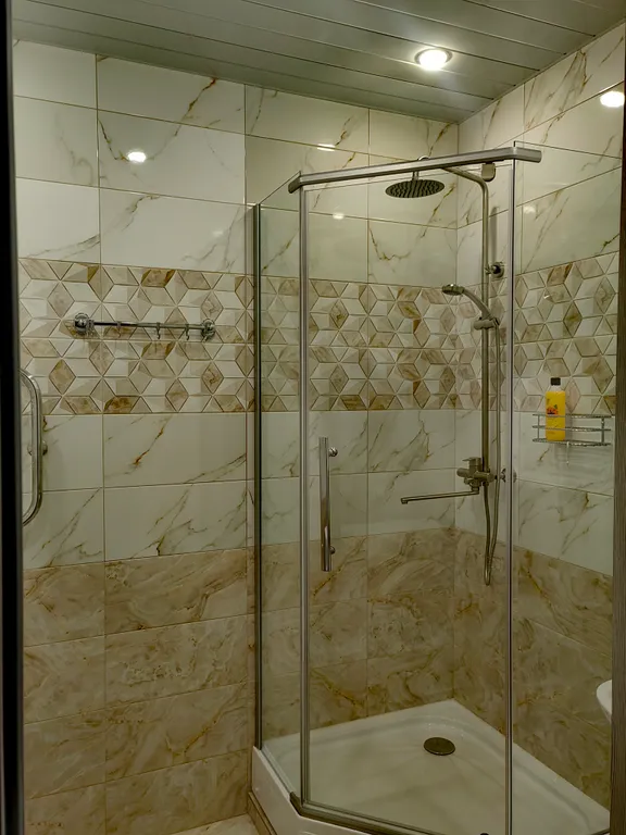 То что вы искали рядом с Ледовым дворцом.