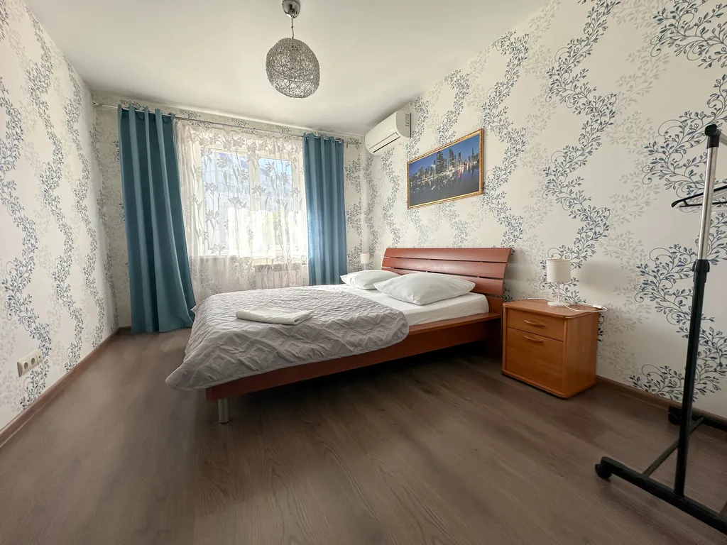 Двухкомнатная просторная квартира для вашего отдыха