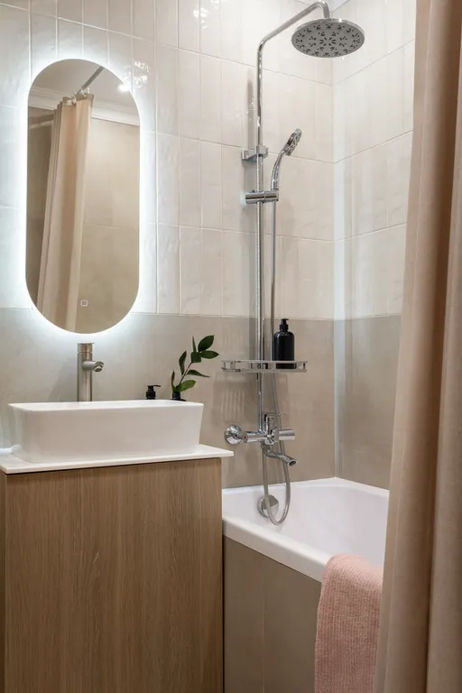 Квартира 3-комнатная квартира в историческом районe Амалиенау c балконом — Калининград