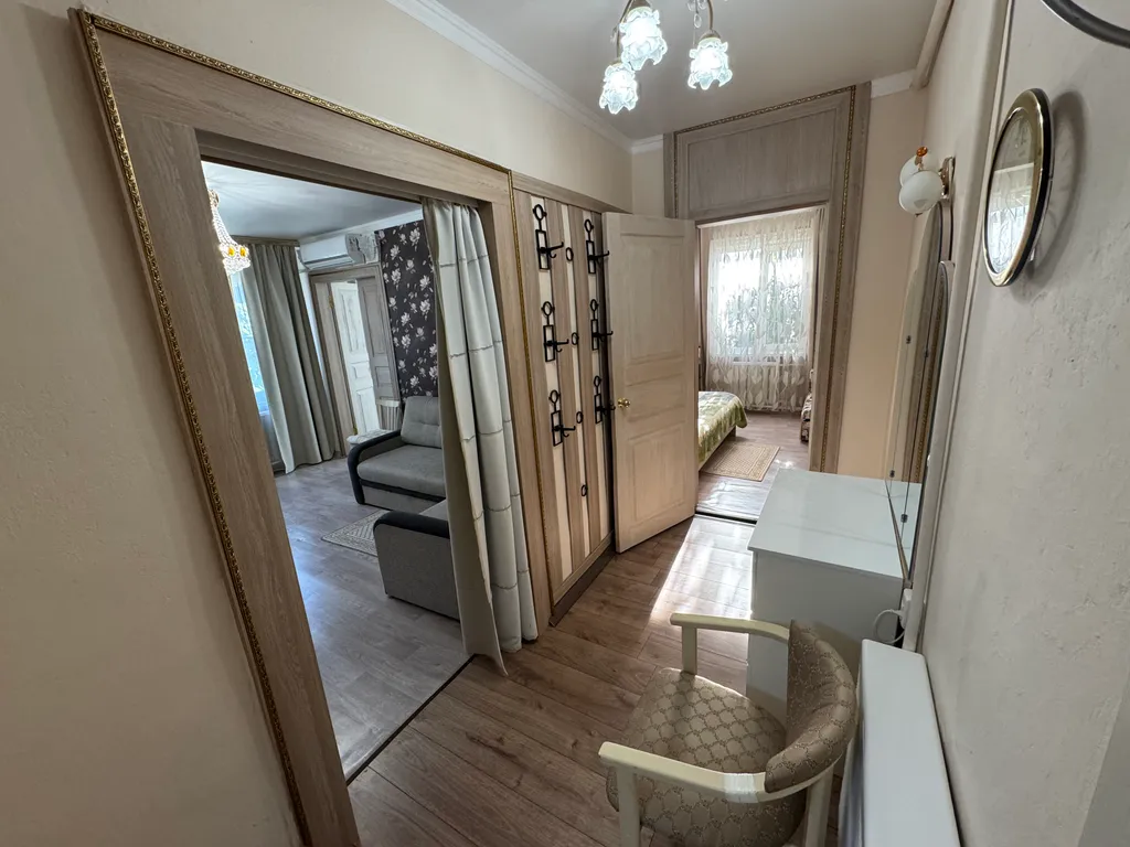 Коттедж Трёхкомнатный дом со своей территорией и автопарковкой, рядом море — Геленджик