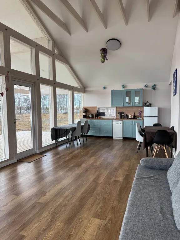 Коттедж Коттедж у озера — Санкт-Петербург