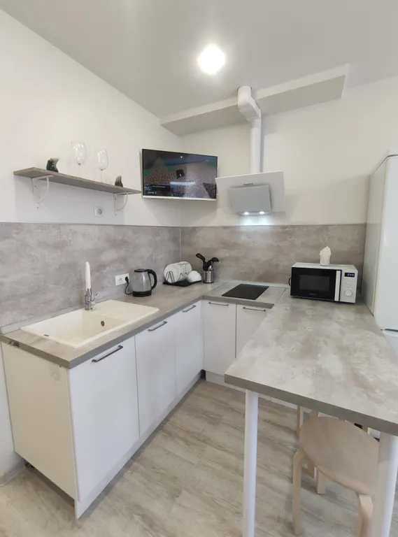 Студия Белый дом у моря