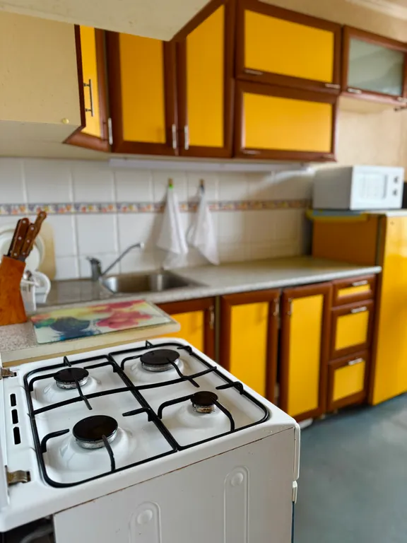 Три балкона, три стороны света, три настроения