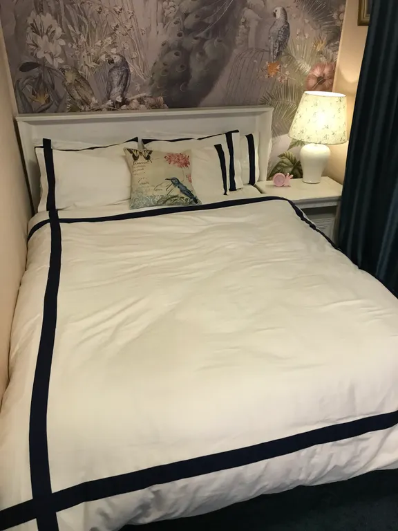 Уютный дом на набережной