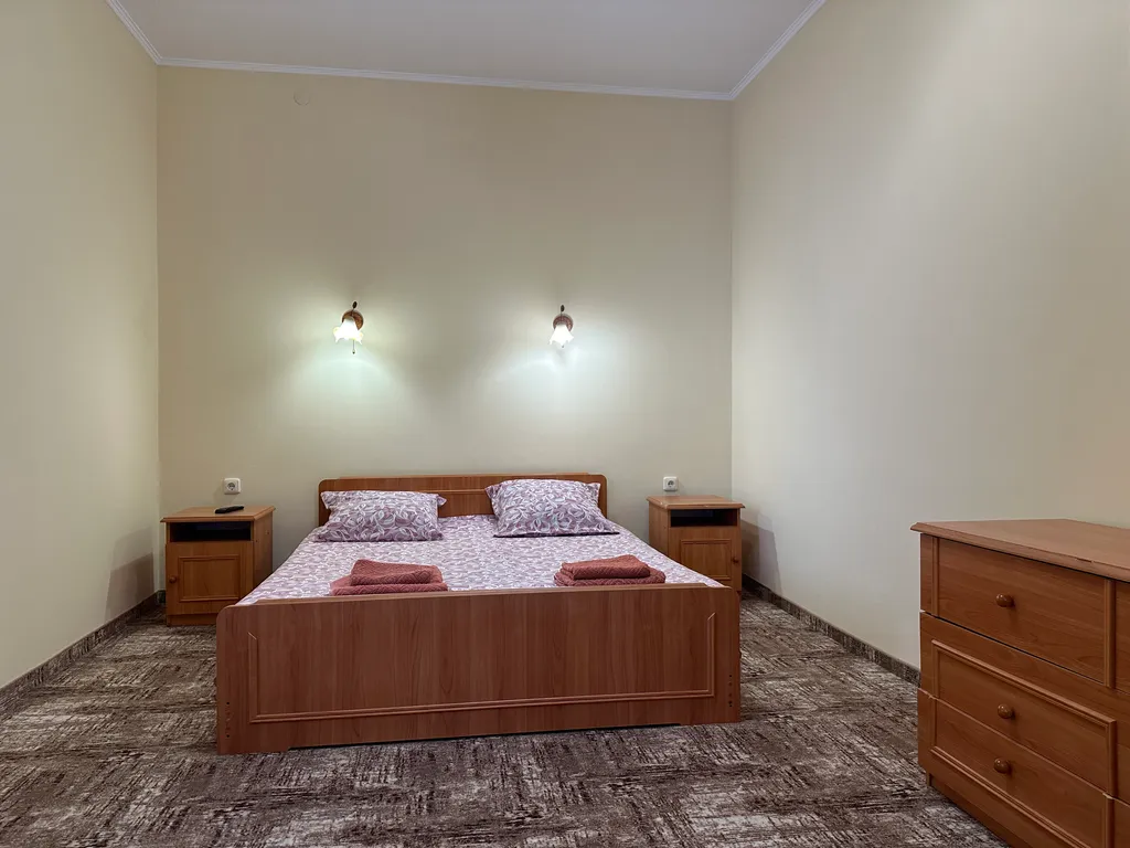 Квартира Двухкомнатный номер люкс — аренда посуточно в Судак