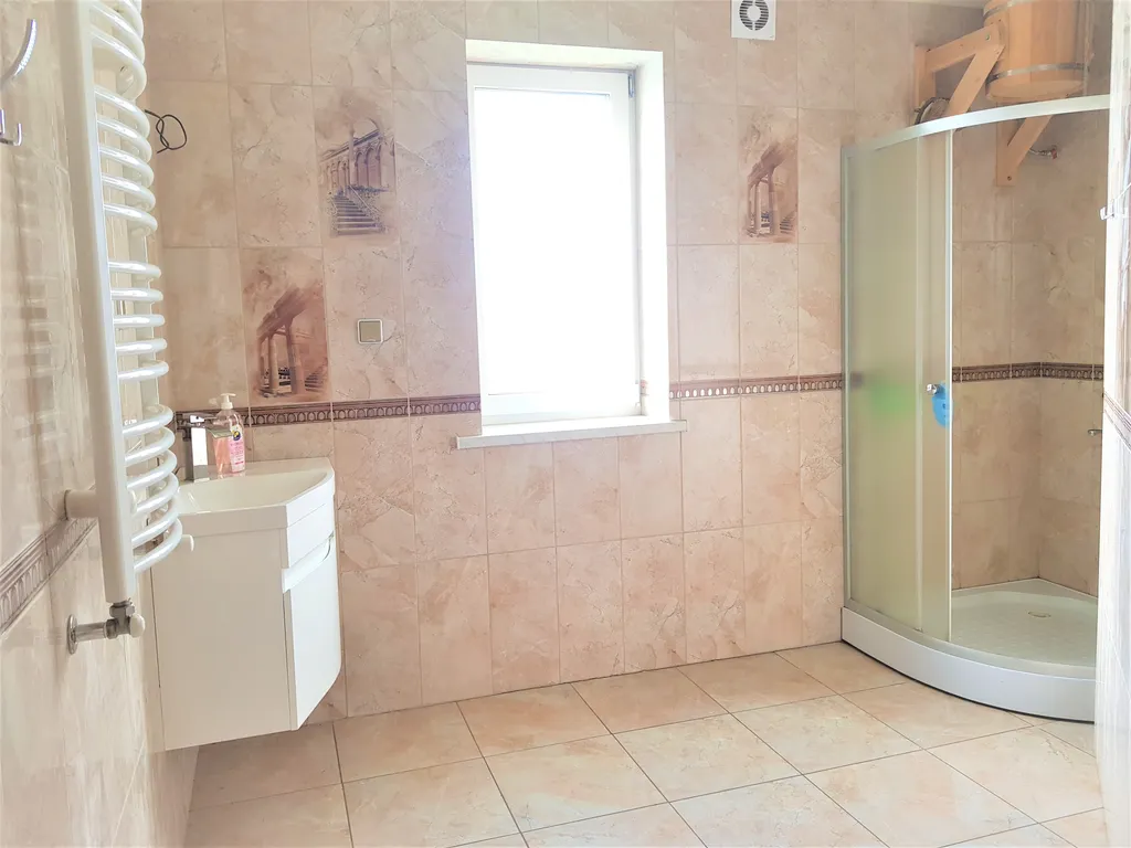 Коттедж Позитив с сауна, караоке