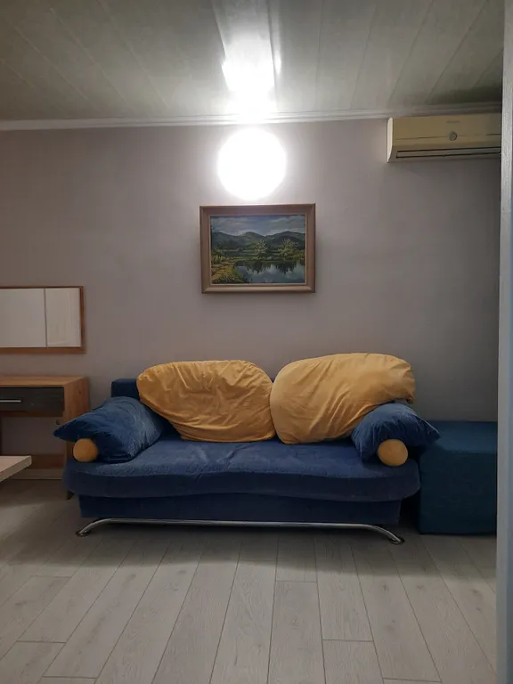 Квартира Комната — аренда посуточно в Лоо