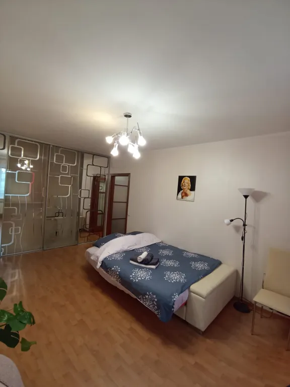 Чистая, уютная двухкомнатная квартира — аренда посуточно в Великий Новгород