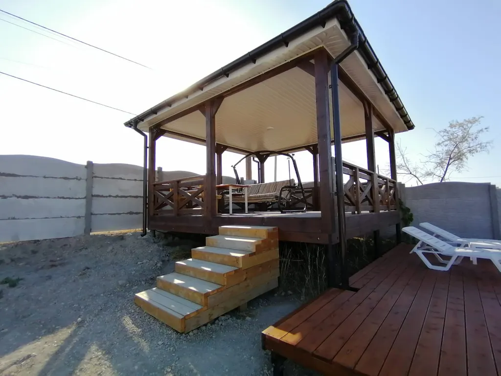 Уютный дом с бассейном под ключ