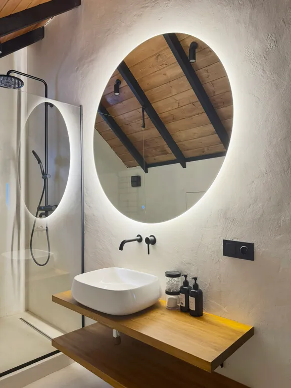 Уютный дом Elovoye в сердце леса с уличным спа-бассейном